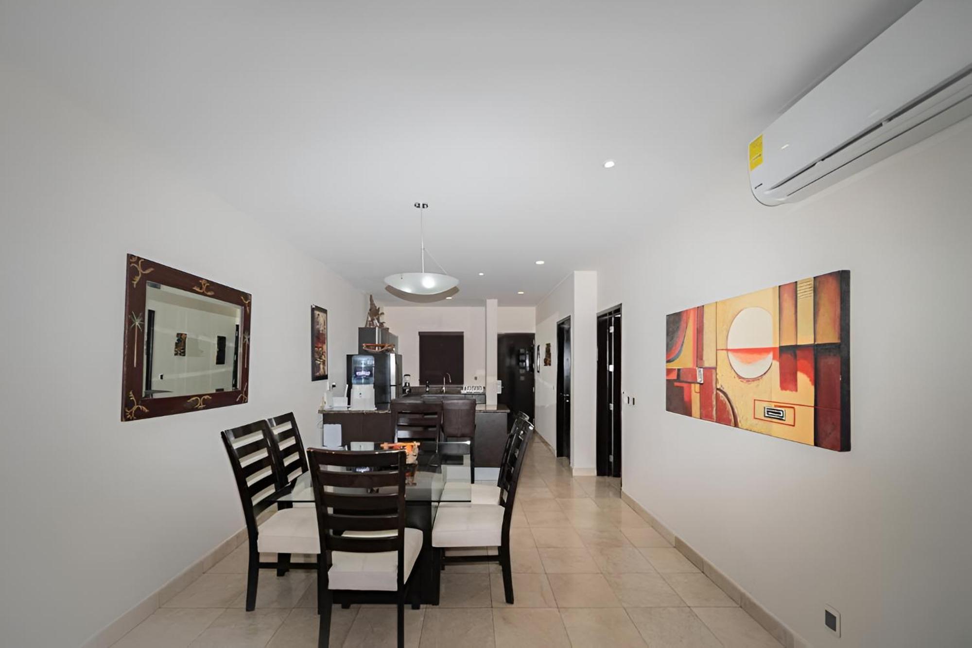 Apartamento 205 C: Centrally Located Apto. With Ocean View