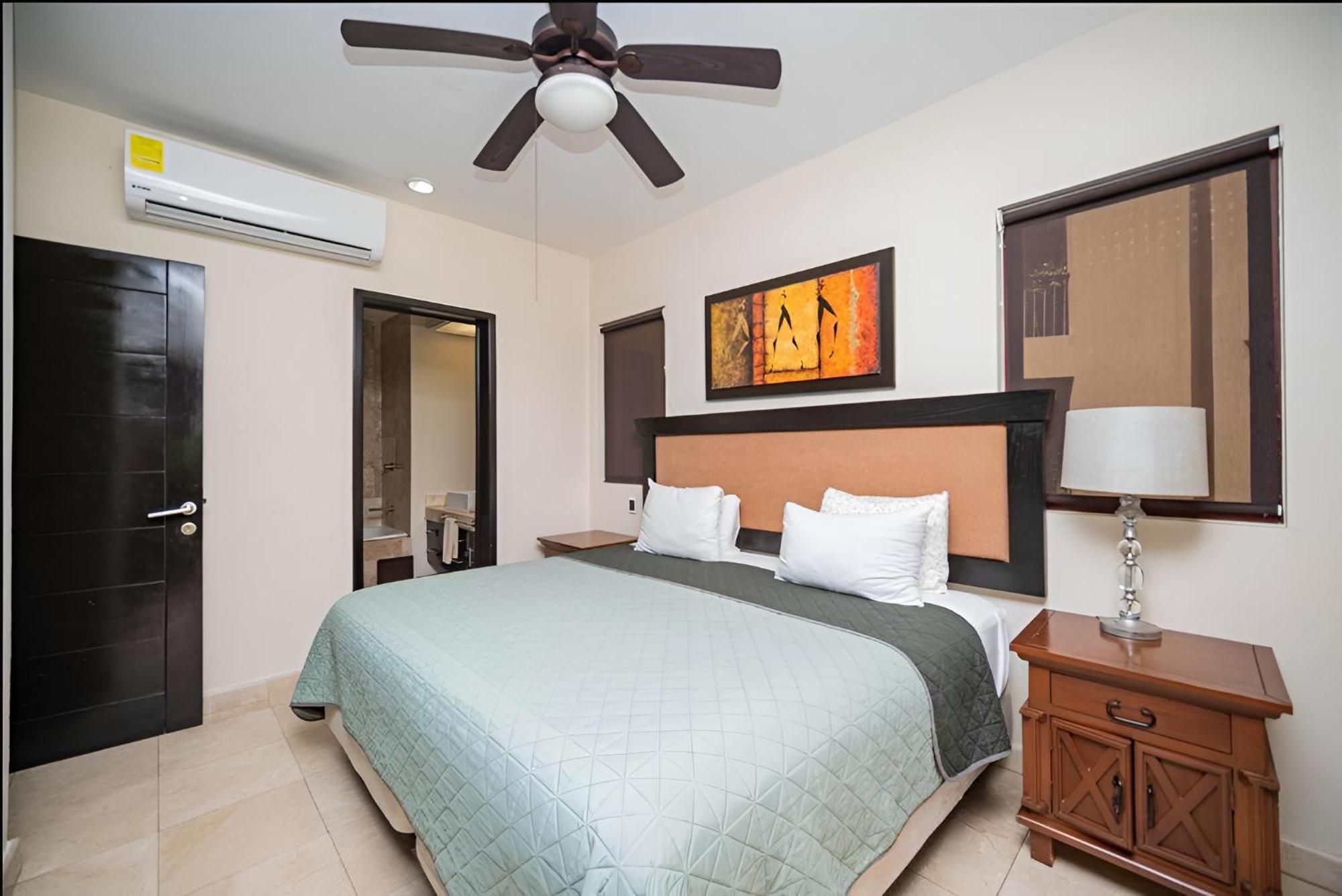 205 C: Centrally Located Apto. With Ocean View Apartamento *